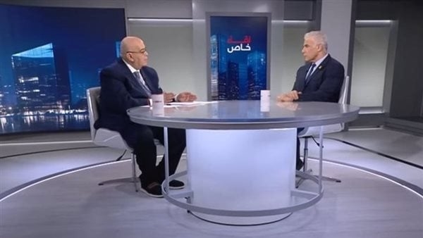 غضب نتنياهو من زيارة لابيد للإمارات وظهوره مع عماد الدين أديب، إعلام عبري يكشف التفاصيل