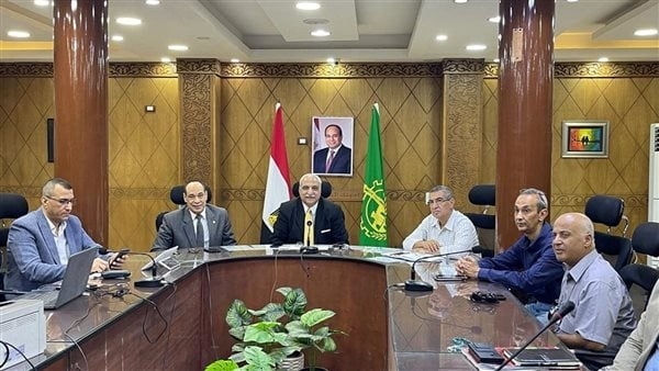 تعليم القليوبية يتابع امتحانات الثانوية العامة من غرفة العمليات
