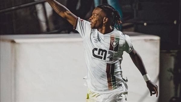 مصطفى شلبي يتفوق على شيكو بانزا جناح الزمالك المنتظر رقميا