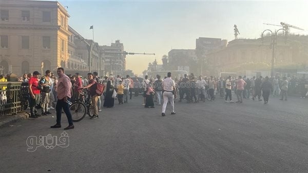 إبعاد الأهالي والمارة عن محيط سنترال رمسيس (فيديو)