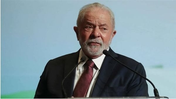 رئيس البرازيل يحذر ترامب: لن نقبل التبعية لأحد وقد "نرد بالمثل" على الرسوم الجمركية