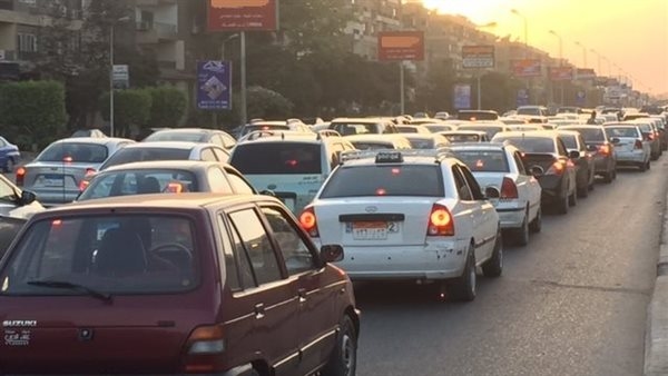 حالة المرور اليوم، كثافة مرورية خانقة بهذه المحاور والميادين بالقاهرة والجيزة