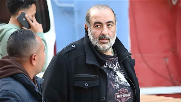 بعد رحيله.. سامح عبد العزيز دخل عالم الإخراج من بوابة البرامج التلفزيونية.. «درس خصوصي» أول أعماله السينمائية.. له بصمة في عالم أفلام «اليوم الواحد».. ووفاته المفاجئة تتسبب في صدمة للوسط الفني
