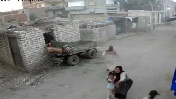 انفجار مفاجئ في خط كهرباء يهز قرية بالشرقية، والأهالي يروون لحظات الرعب (صور)