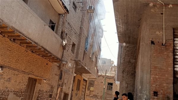 السيطرة على حريق داخل شقة سكنية بقليوب (صور)
