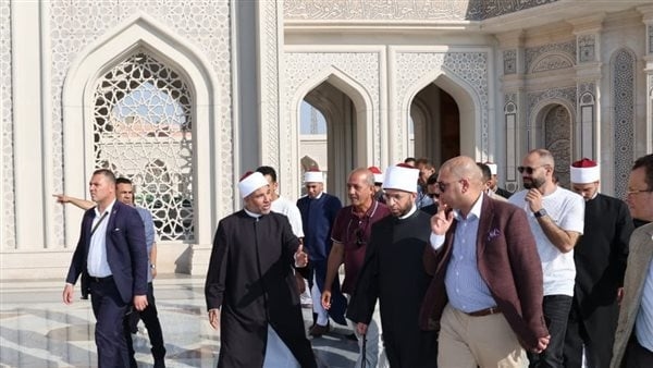 وزير الأوقاف يوجه بتعزيز البرامج التثقيفية والدعوية التي تستهدف النشء والشباب