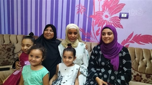 الأولى فني تجاري بالمنوفية: خفت من الثانوية العامة وحققت حلمي في الفنية (فيديو وصور)