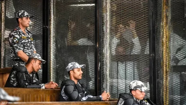 قرار قضائي جديد بشأن محاكمة 214 متهمًا في قضية خلية تنظيم داعش