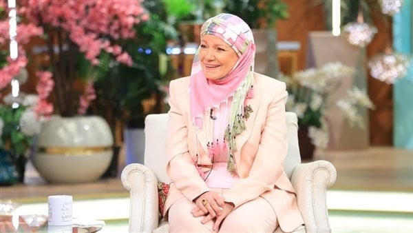 في ظهور خاص؛ مشيرة إسماعيل وابنتها ضيفتا معكم منى الشاذلي الخميس