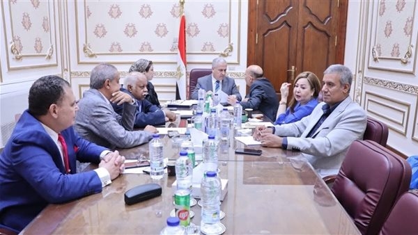 تغييرات رؤساء تحرير صحف قومية.. الأهرام الرياضي وروزاليوسف وعقيدتي «الأبرز».. وبلوغ سن التقاعد وراء قرارات الوطنية للإعلام