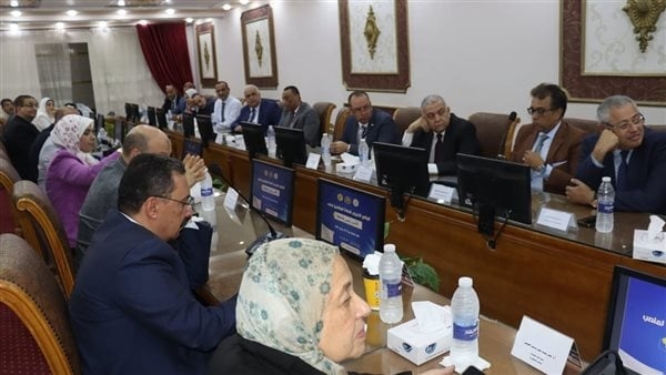 تفاصيل فعاليات اليوم الثالث من برنامج تأهيل نواب رؤساء الجامعات