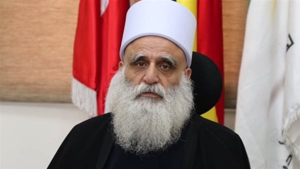 شيخ عقل الموحدين الدروز بلبنان يناشد الدول العربية التدخل لرعاية الاتفاق في السويداء