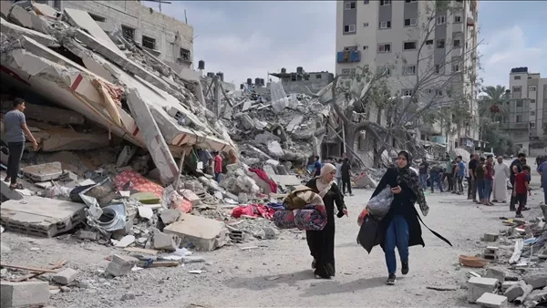 الاحتلال يدمر بالمتفجرات عددًا من المباني السكنية شرق غزة