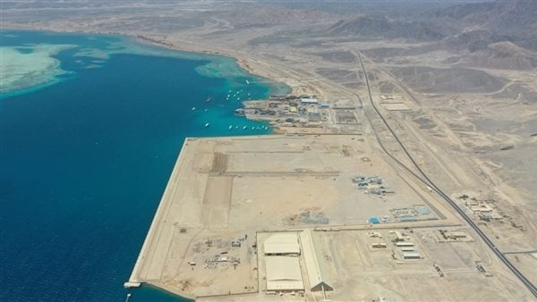 تداول 10 آلاف طن و595 شاحنة بضائع متنوعة بموانئ البحر الأحمر
