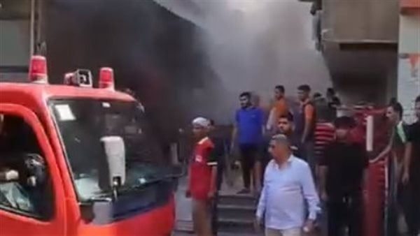 حريق داخل مطبخ مطعم شهير بحدائق القبة (فيديو وصور)