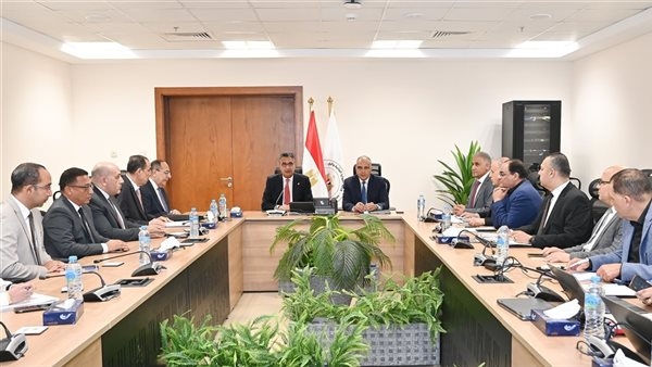 وزيرا الري والتموين يبحثان سبل تطوير مصانع إنتاج السكر وحماية الموارد المائية من التلوث