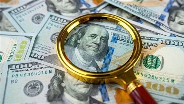 بعد التراجعات الأخيرة، سعر الدولار مقابل الجنيه في البنوك المصرية