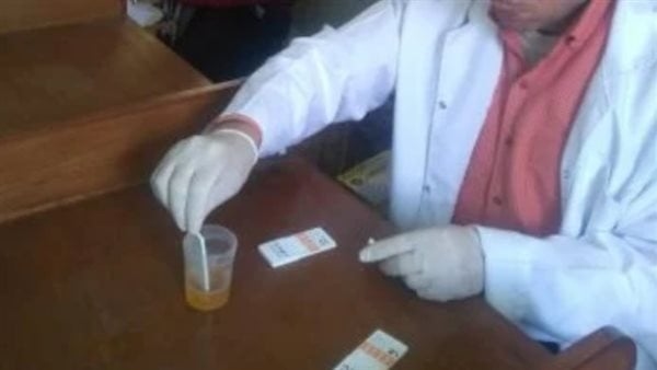 تم كشفه بالصدفة، ضبط مطرب شعبي شهير متلبسا بتعاطي الحشيش في الشيخ زايد