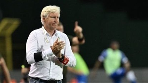 مدرب الكاميرون: لم أتقدم باستقالتي وبيان الاتحاد "مريب"