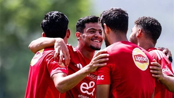 الأهلي يواصل تحضيراته في تونس (صور)
