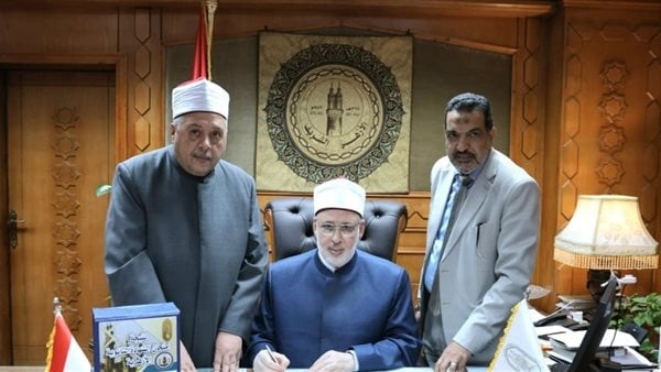 وكيل الأزهر يعتمد نتيجة الشهادة الثانوية بنسبة نجاح 53.99%