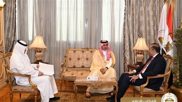 تفاصيل لقاء وزير الشئون النيابية وسفير خادم الحرمين الشريفين