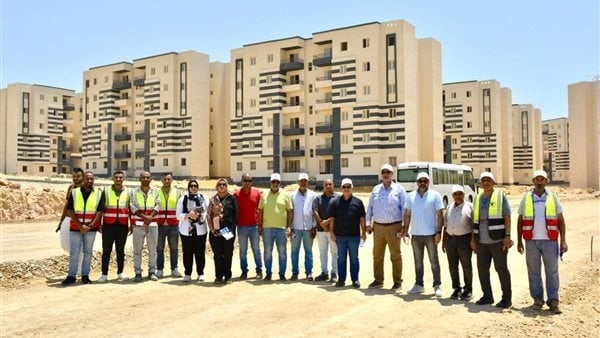 مسئولو السويس الجديدة يستقبلون وفدا من شركة البترول ضمن مبادرة "اعرف مدينتك"