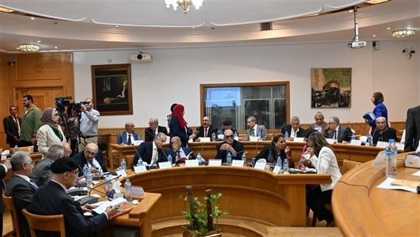 جائزة النيل 2025، فوز درويش ولمعي وزايد للمصريين وسليمان منصور للعرب