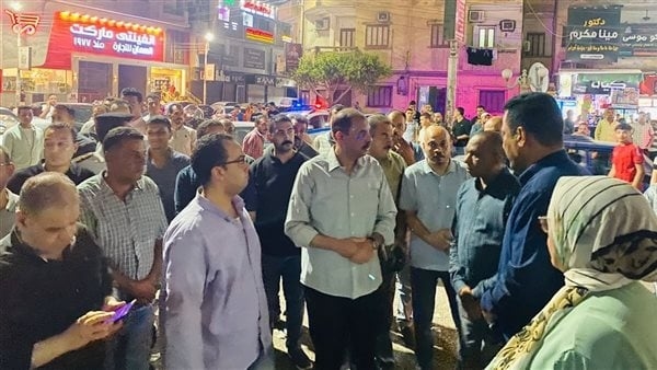 كسروا الشارع وأرعبوا المارة، قرار عاجل من محافظ سوهاج بعد مشاجرة عمال محال تجارية على الزبائن