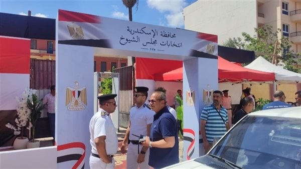 رئيس حي وسط بالإسكندرية يتابع الاستعدادات النهائية لانتخابات مجلس الشيوخ