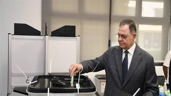 وزير الداخلية خلال إدلائه بصوته في انتخابات الشيوخ: استنفار أمني شامل لتأمين العملية الانتخابية