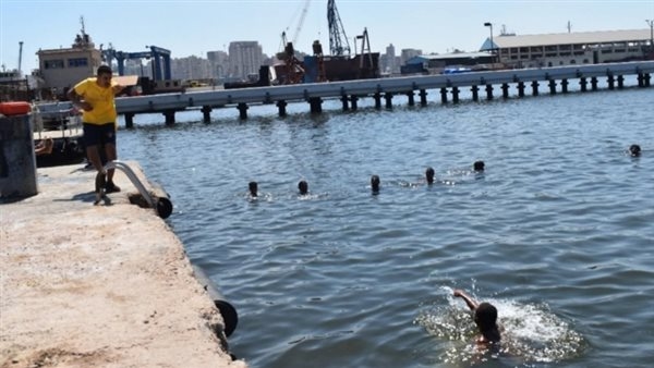 إدارة السياحة والمصايف بالإسكندرية تختتم دوراتها التدريبية لمنقذي الشواطئ