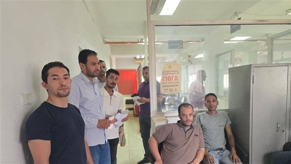 بدء اختبارات المرشحين للعمل بمهنة "ترزي" في مصنع بالأردن (صور)