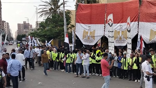 قبل ساعات من انتهاء الاقتراع بانتخابات الشيوخ، استمرار التوافد على اللجان بالإسماعيلية (صور)