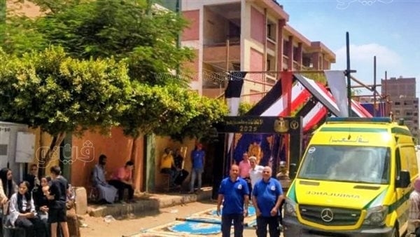 نشر 70 فريقا طبيا بمحيط لجان انتخابات مجلس الشيوخ بالمراكز والمدن في أسوان (صور)
