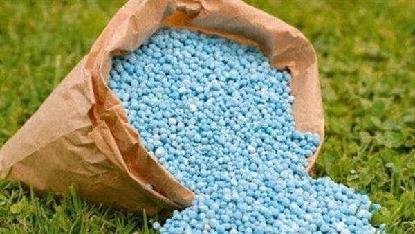 طن اليوريا المخصوص يرتفع 1090 جنيها، أسعار الأسمدة اليوم في الأسواق