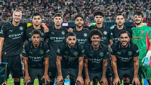 بمشاركة مرموش، مانشستر سيتي يتغلب على باليرمو بثلاثية