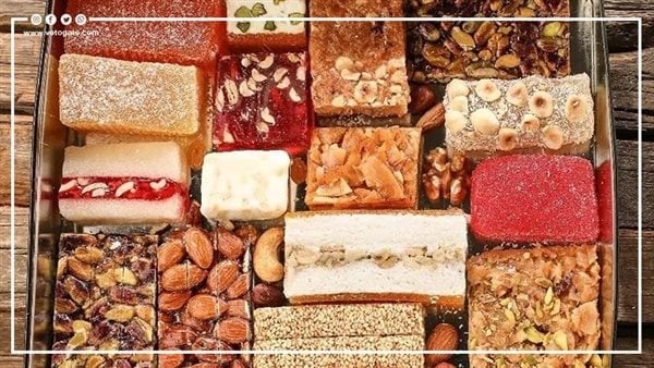 العلبة تبدأ من 150 جنيهًا، محتويات أرخص أسعار علب حلوى المولد النبوي