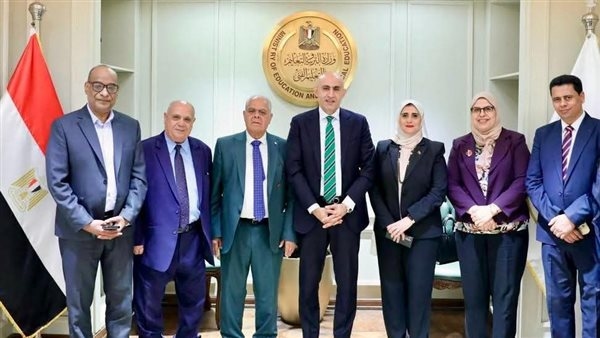 تفاصيل المناهج الجديدة.. تكريم الشهداء وترسيخ الانتماء وبناء الوعي والتعريف بإنجازات الوطن