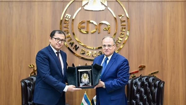 رئيس هيئة الدواء يبحث مع السفير الأوزبكي سبل التعاون المشترك