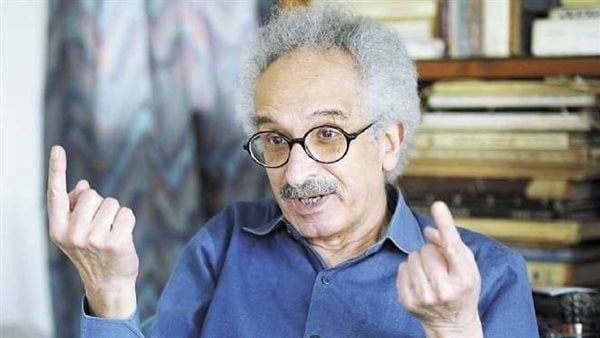 رئيس الوزراء ينعى الأديب المصري الكبير صنع الله إبراهيم