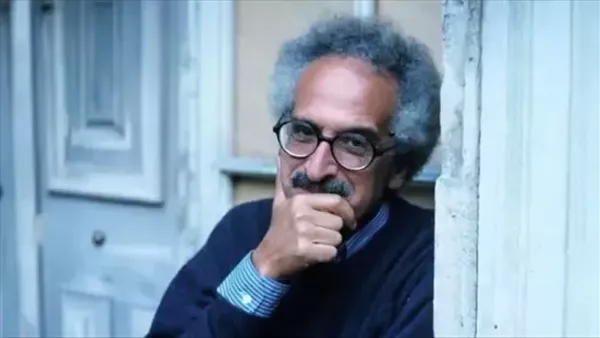 هيئة الكتاب تثمن مسيرة "صنع الله إبراهيم" وترثيه في عدد خاص من مجلة إبداع