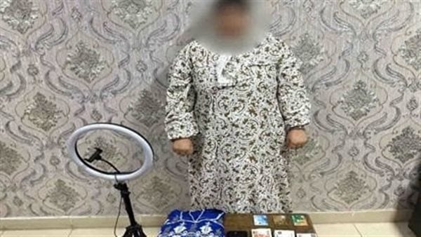 حبس البلوجر "أم ملك وأحمد" 4 أيام على ذمة التحقيقات