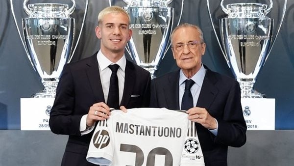 بالقميص رقم 30، ريال مدريد يقدم لاعبه الجديد ماستانتونو (صور)