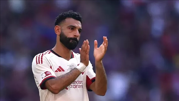 أكثر لاعب أسهم بأهداف في تاريخ الدوري الإنجليزي الممتاز.. 3 أرقام تاريخية تنتظر "محمد صلاح" مع ليفربول أمام بورنموث بافتتاح الدوري الإنجليزي.. أهمها الاقتراب من تحطيم رقمي أجويرو وأندرو كول