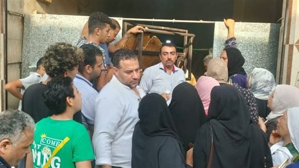 محافظ الدقهلية يتوعد المتلاعبين بمصالح المواطنين ويوجه بحملات مكثفة على المخابز (صور)