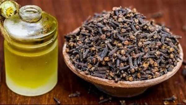 فوائد القرنفل، يقوي المناعة ويحسن الهضم وينظم السكر بالدم