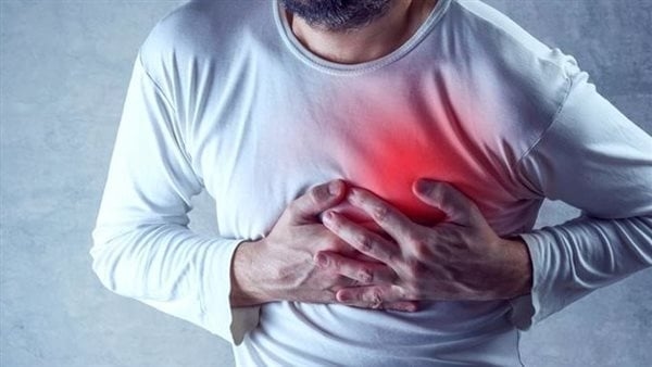 بعد انتشار الوفاة بين الشباب، جمال شعبان يكشف العلامات التحذيرية للجلطات المميتة