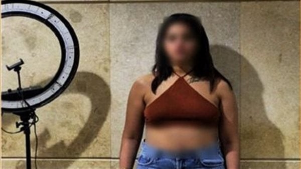 القبض على التيك توكر' لى لى' بتهمتي نشر مقاطع فيديو خادشة للحياء وحيازة الحشيش