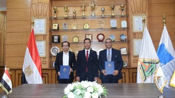 جامعة بنها تتعاون مع غرفة صناعة منتجات الأخشاب لتطوير المناهج وتدريب الطلاب
